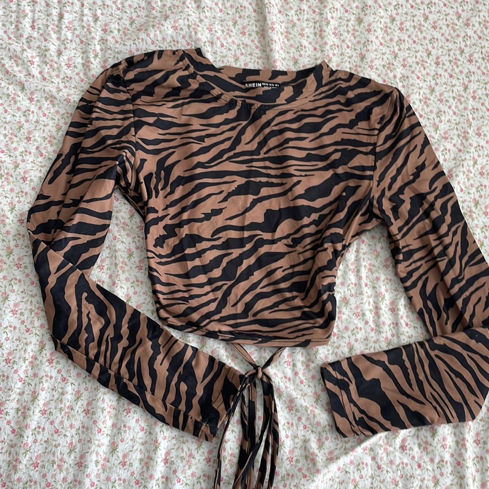 Open back zebra top